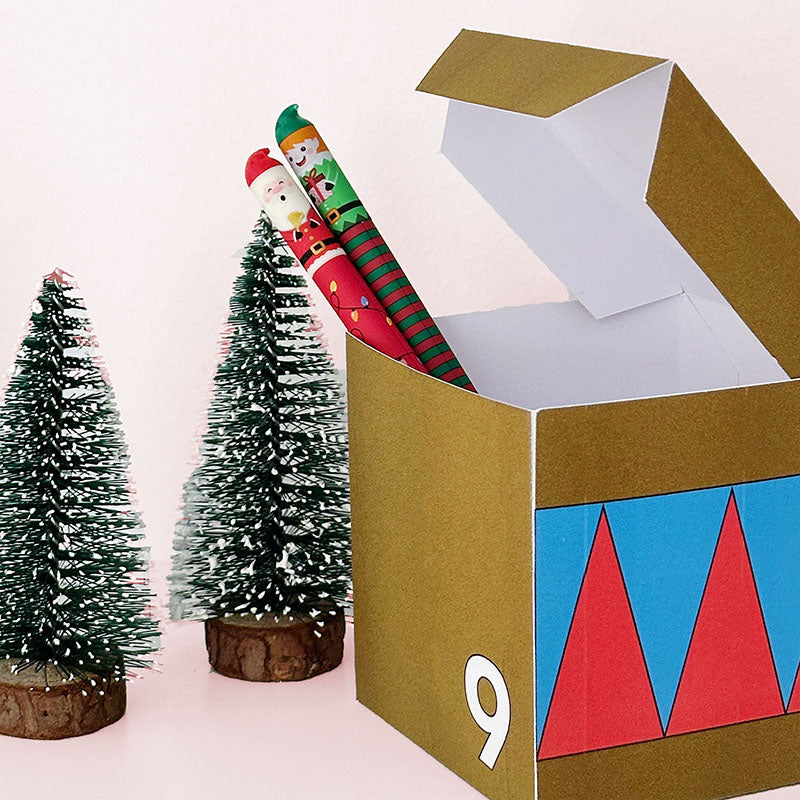 DIY-Adventskalender quadratische Box im modernen Design, befüllbar mit kleinen Geschenken – Gutschein-Werkstatt