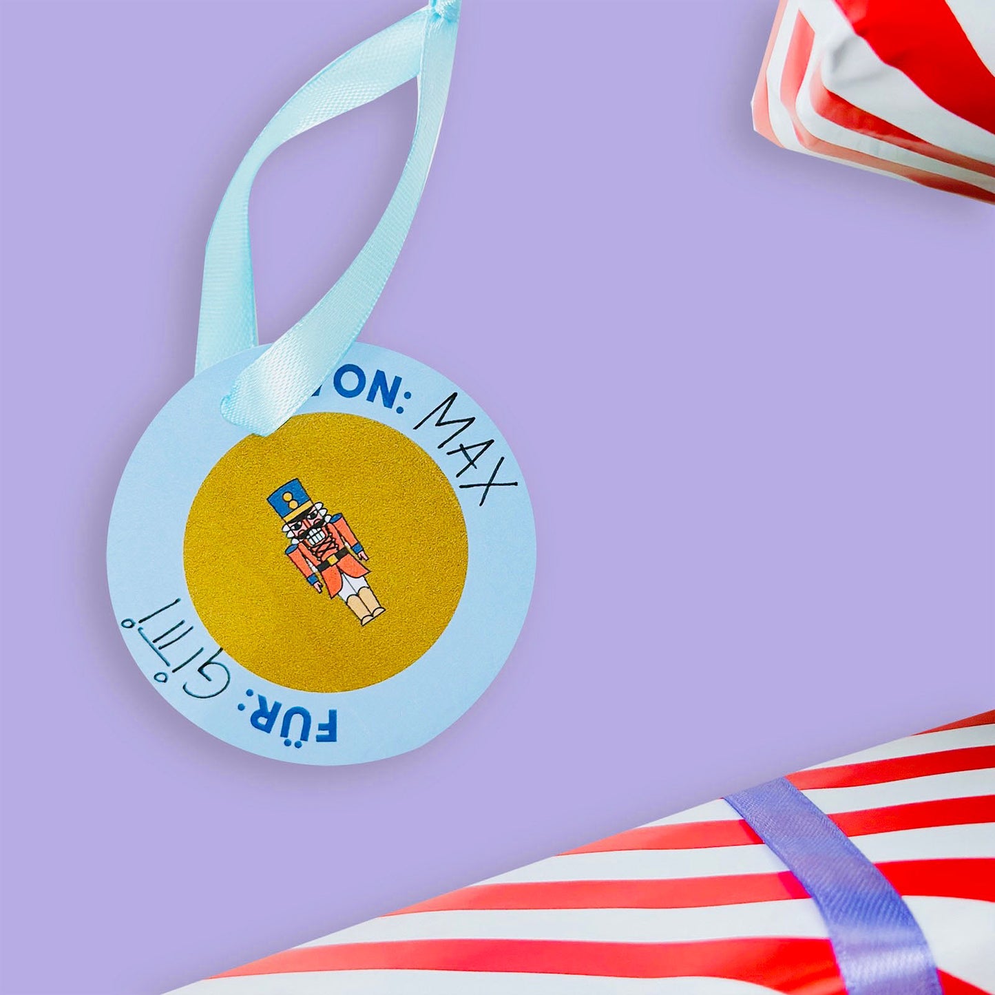 Detailansicht Geschenkanhänger Weihnachten – DIY-Druckvorlage mit festlichen Motiven zum Ausdrucken & Verzieren – Gutschein-Werkstatt