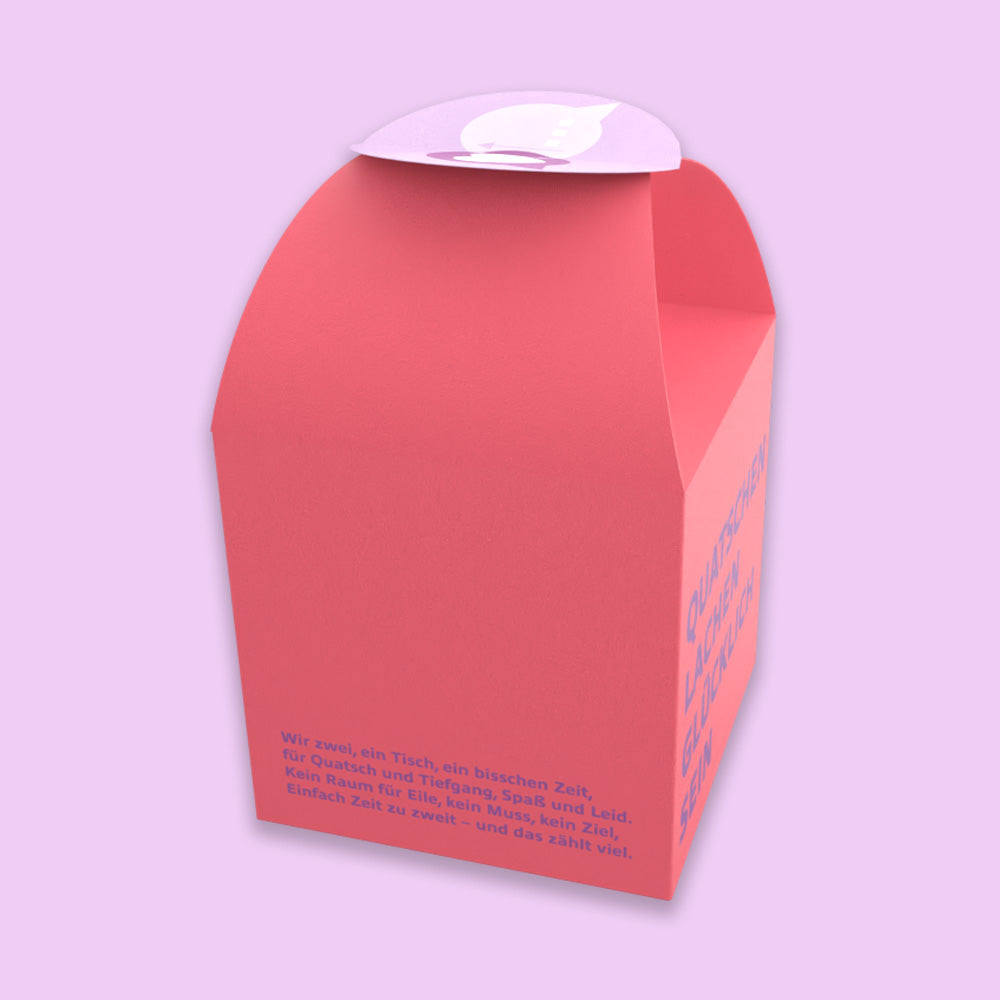 Rückansicht der DIY Geschenkbox „Quatschen, lachen, glücklich sein“ mit Gedicht – Geschenkverpackung für Gutscheine