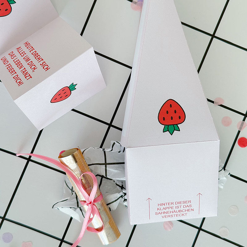 Geschenkbox„Erdbeerkuchen“ zum Basteln – ausdrucken, falten, kleben & befüllen. Ideal für kleine Aufmerksamkeiten oder Geldgeschenke.