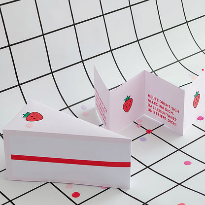 Geschenkbox „Erdbeerkuchen“ zum Selbermachen – Bastelvorlage zum Ausdrucken, Ausschneiden und Befüllen mit Gutscheinen, Geld oder kleinen Geschenken.