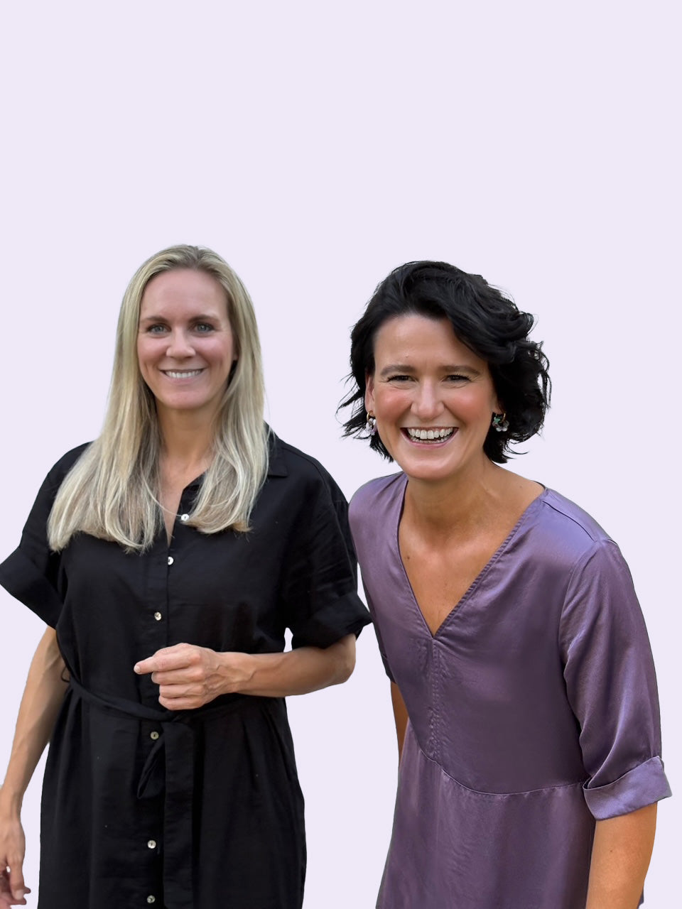 Teamfoto mit den Gründerinnen unserer Gutschein Werkstatt – wir gestalten DIY Vorlagen zum Basteln und Verschenken